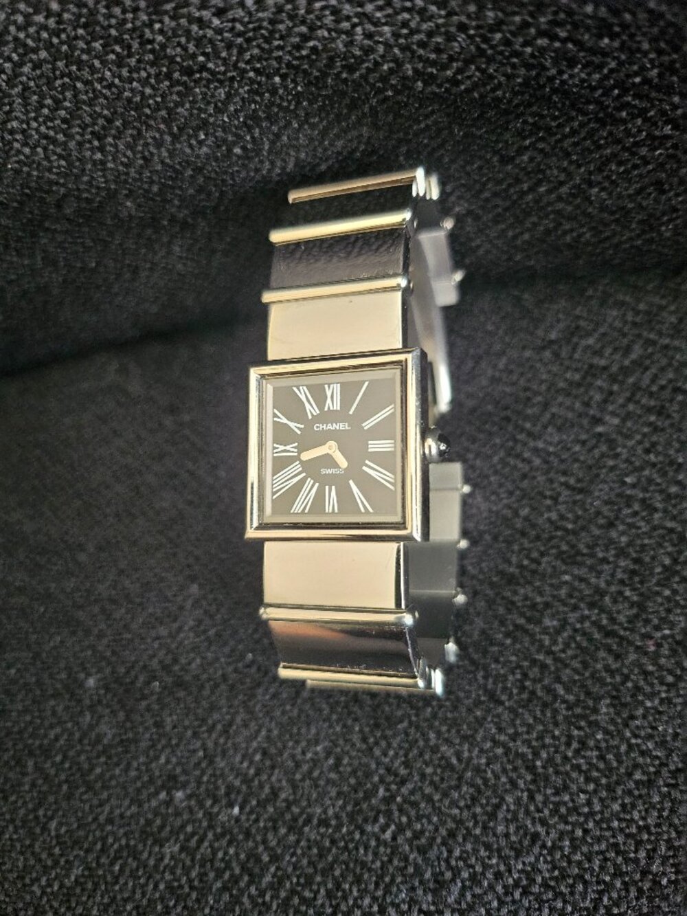 Chanel Mademoiselle women's wristwatch 22mm